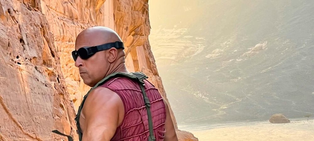 Backdrop of Riddick: Furya