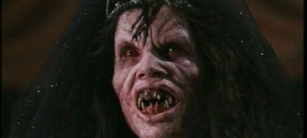 Backdrop of Night of the Demons 2