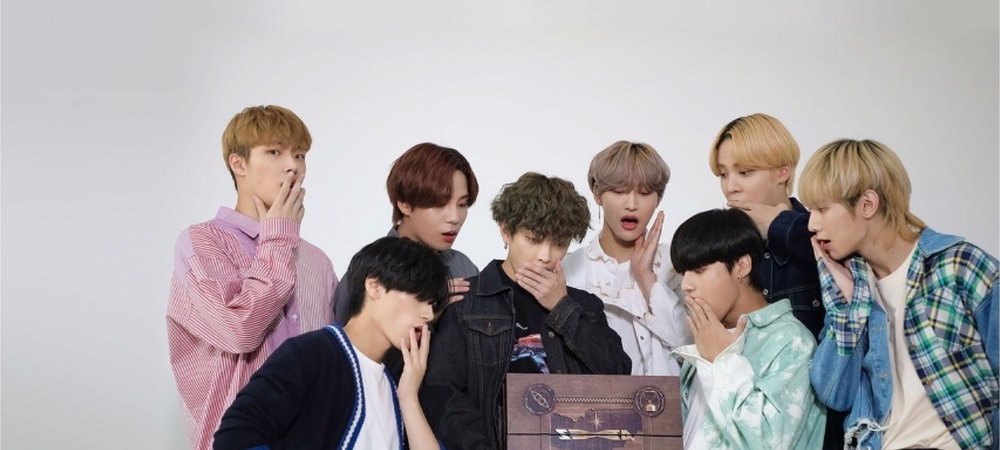 Backdrop of ATEEZ Fever Road