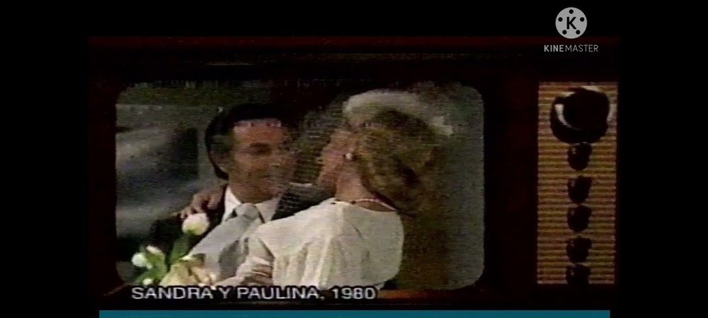 Backdrop of Sandra y Paulina