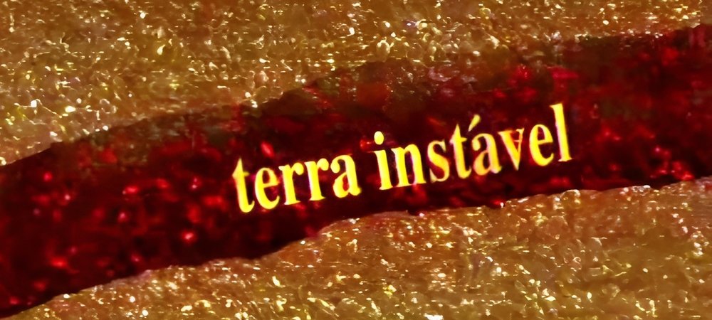 Backdrop of Terra Instável