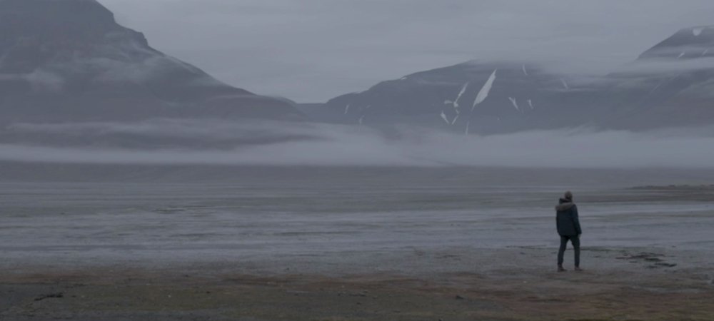 Backdrop of Hytte