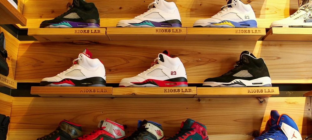 Backdrop of Sneakerheadz