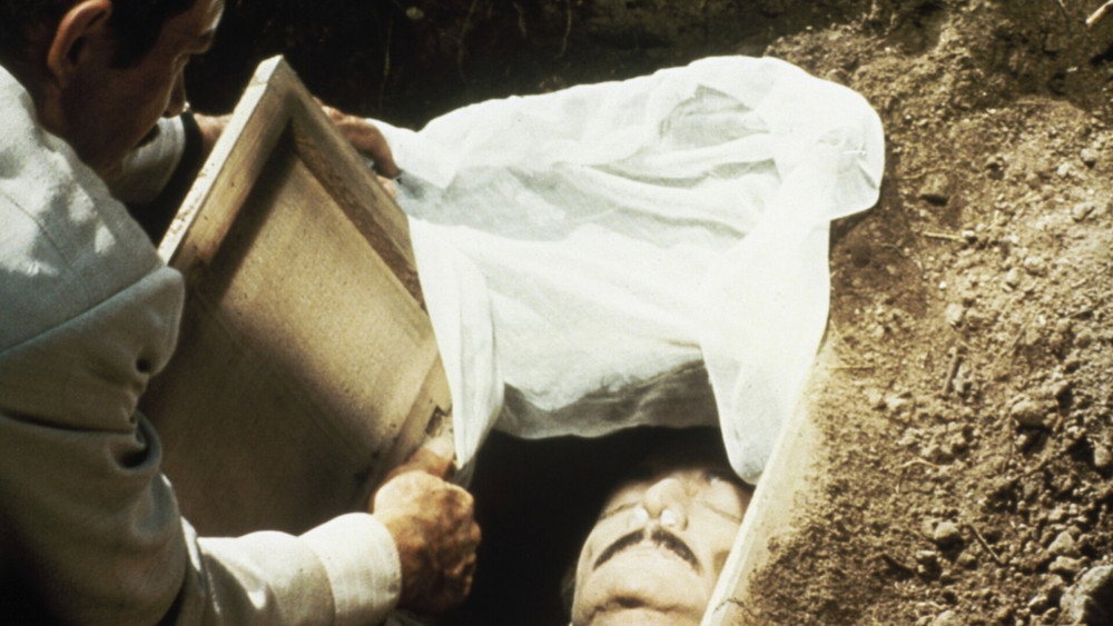 惊天动地抢人头,Bring Me the Head of Alfredo Garcia(1974电影)