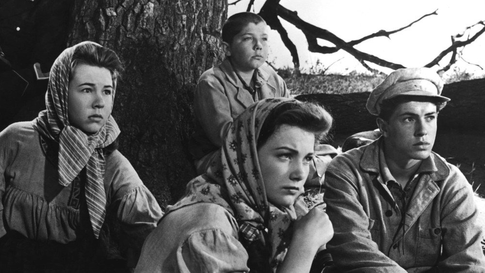 反攻浴血战,The North Star(1943电影)