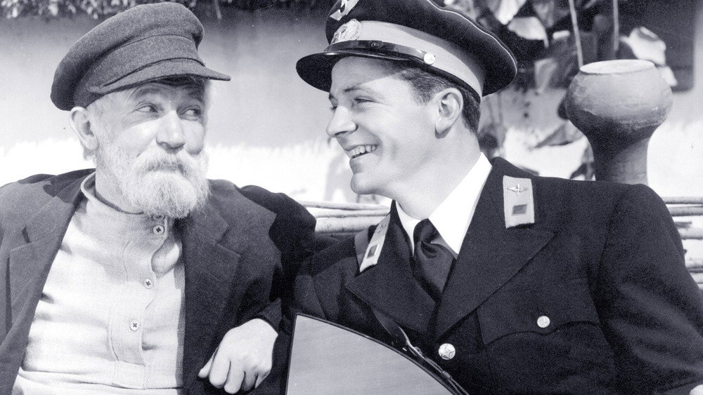 反攻浴血战,The North Star(1943电影)