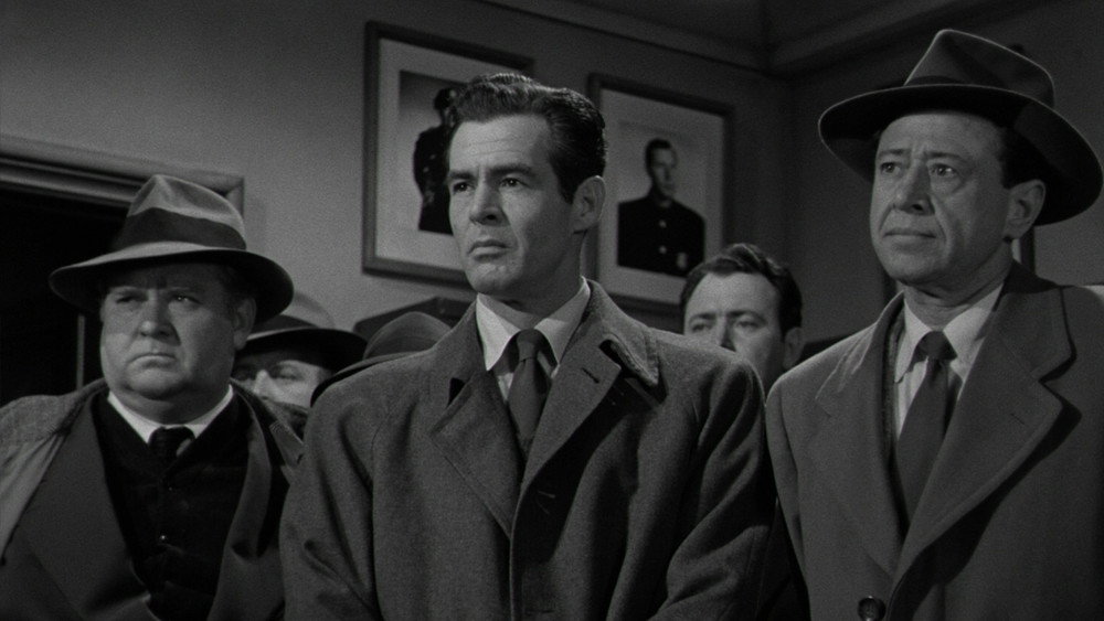 危险边缘,On Dangerous Ground(1951电影)