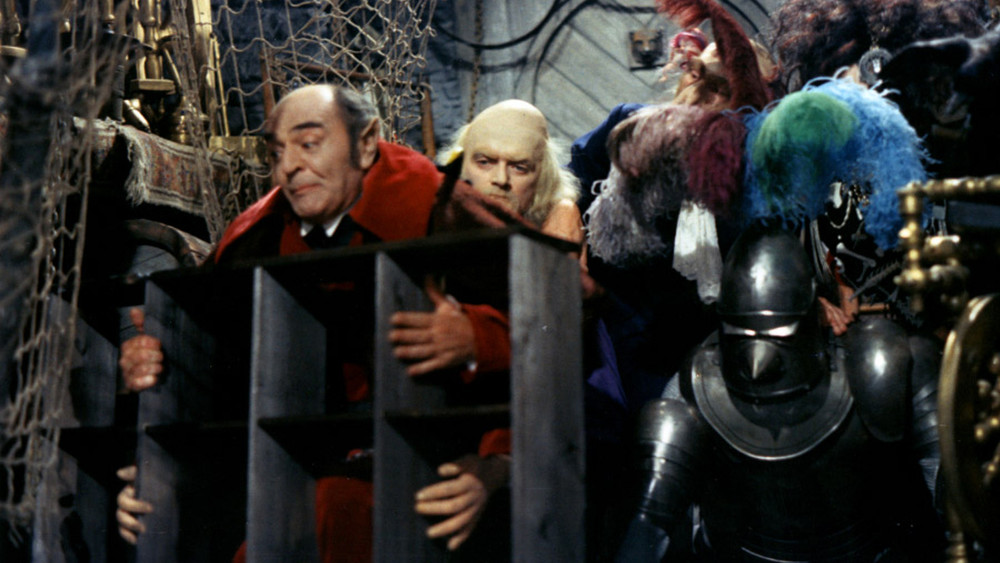 小魔女莎夏娜,Dívka na koštěti(1972电影)