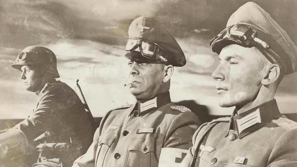 反攻浴血战,The North Star(1943电影)