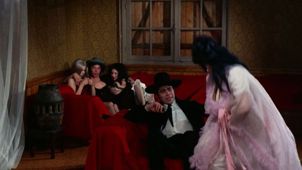 金沙龙女孩,Les Filles du Golden Saloon(1975电影)