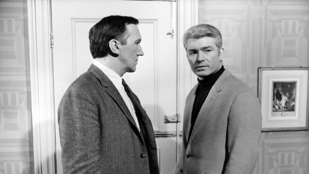 手提箱里的男人,Man in a Suitcase(1967电视剧集)