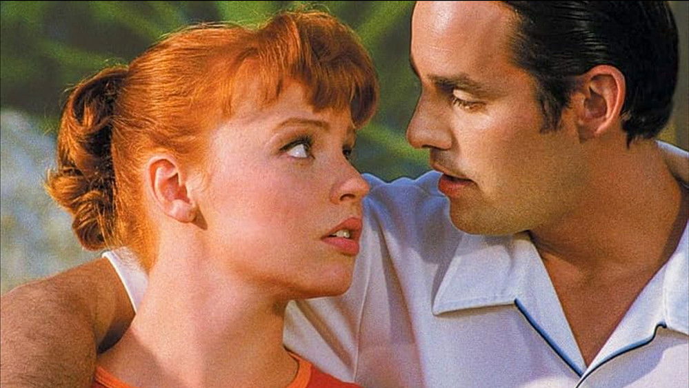 九九九玉女寻凶,Psycho Beach Party(2000电影)