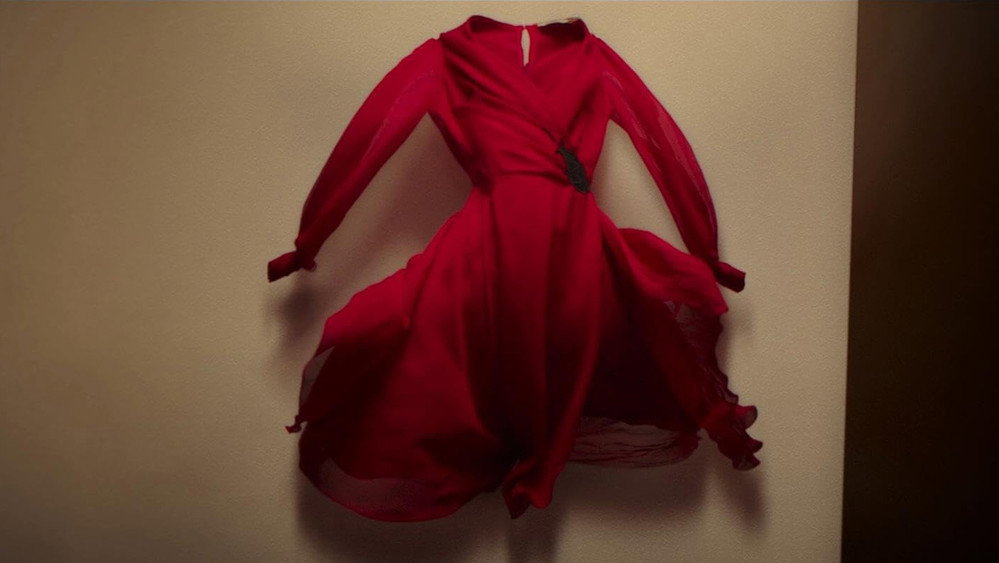 织物,In Fabric(2018电影)