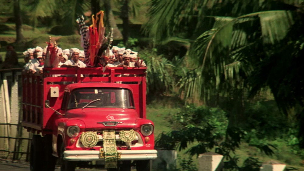 艾曼纽2：爱的教育,Emmanuelle: L'antivierge(1975电影)