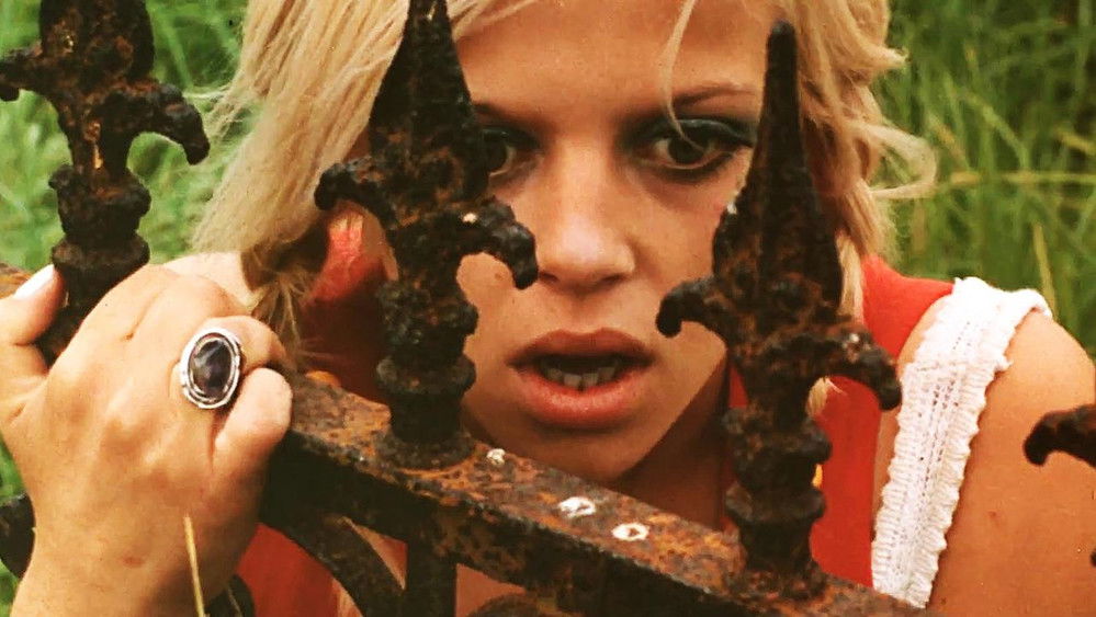 魔鬼挽歌,Requiem pour un vampire(1971电影)