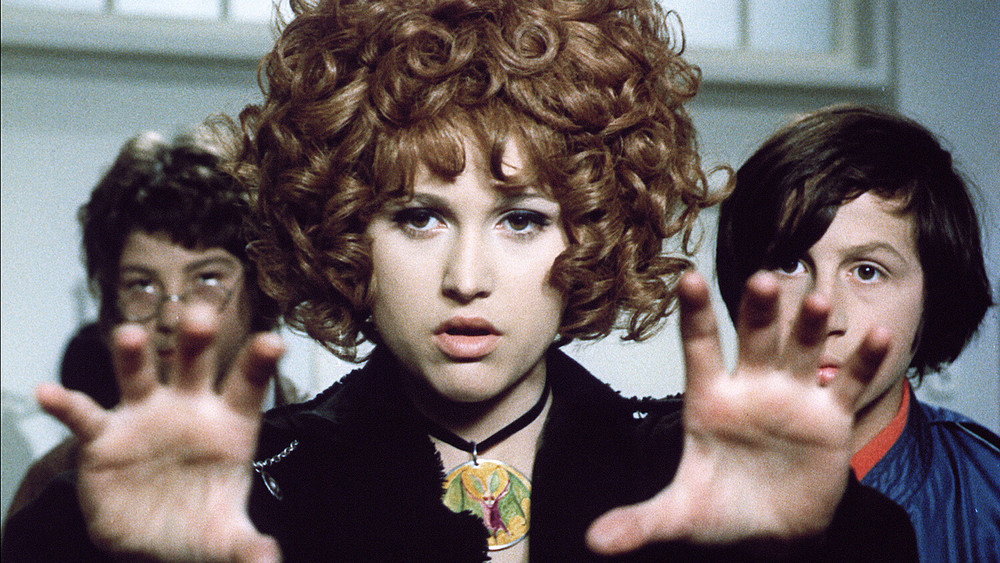 小魔女莎夏娜,Dívka na koštěti(1972电影)