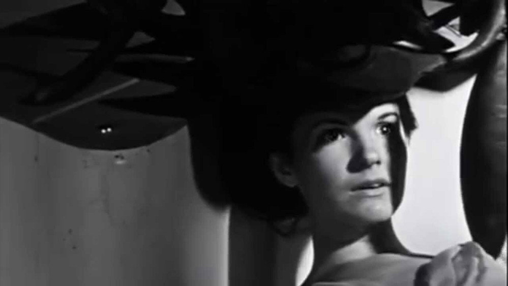 女巫的翻绳游戏,Witch's Cradle(1944电影)