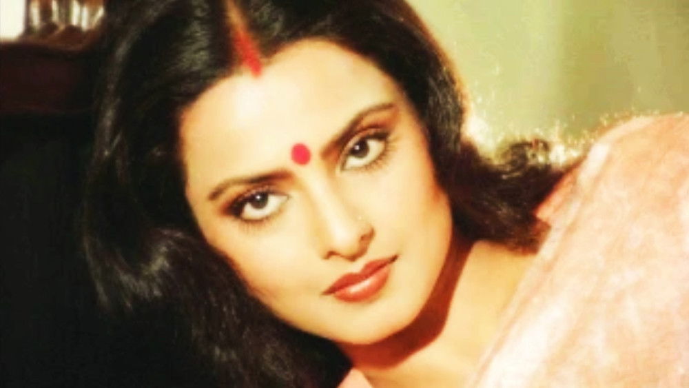 希尔希拉,Silsila(1981电影)