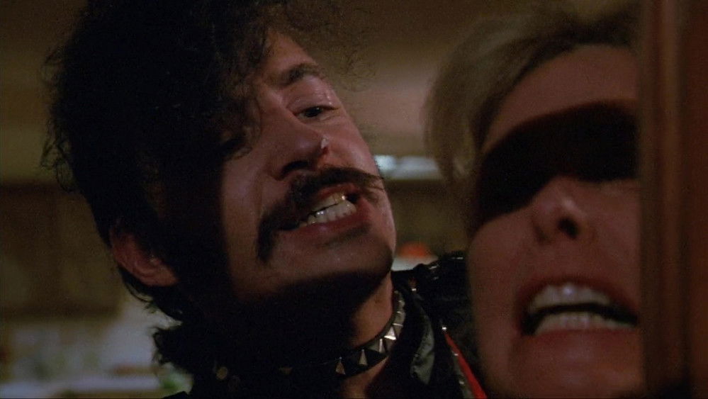 地狱窟,Hellhole(1985电影)