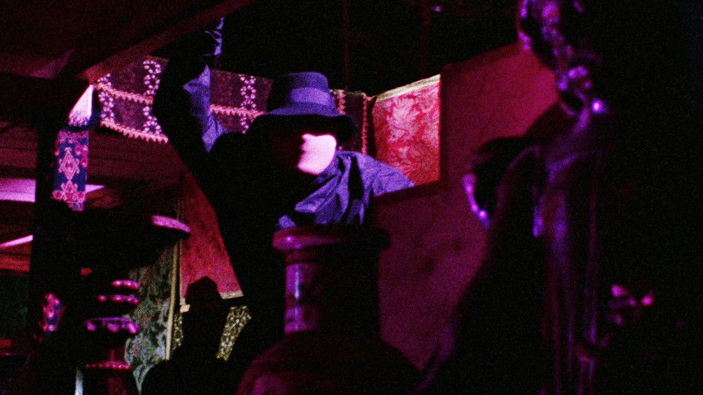 血与黑蕾丝,Sei donne per l'assassino(1964电影)