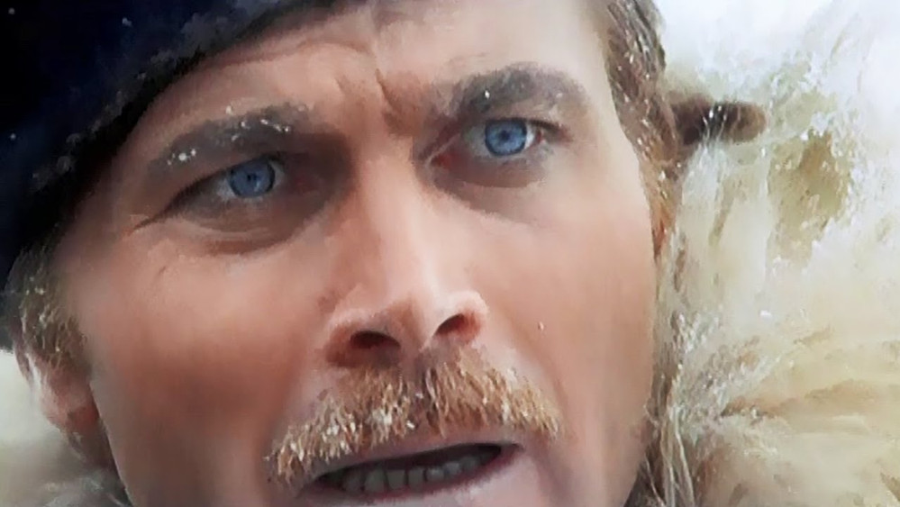 醒目狗救主擒凶,Il ritorno di Zanna Bianca(1974电影)