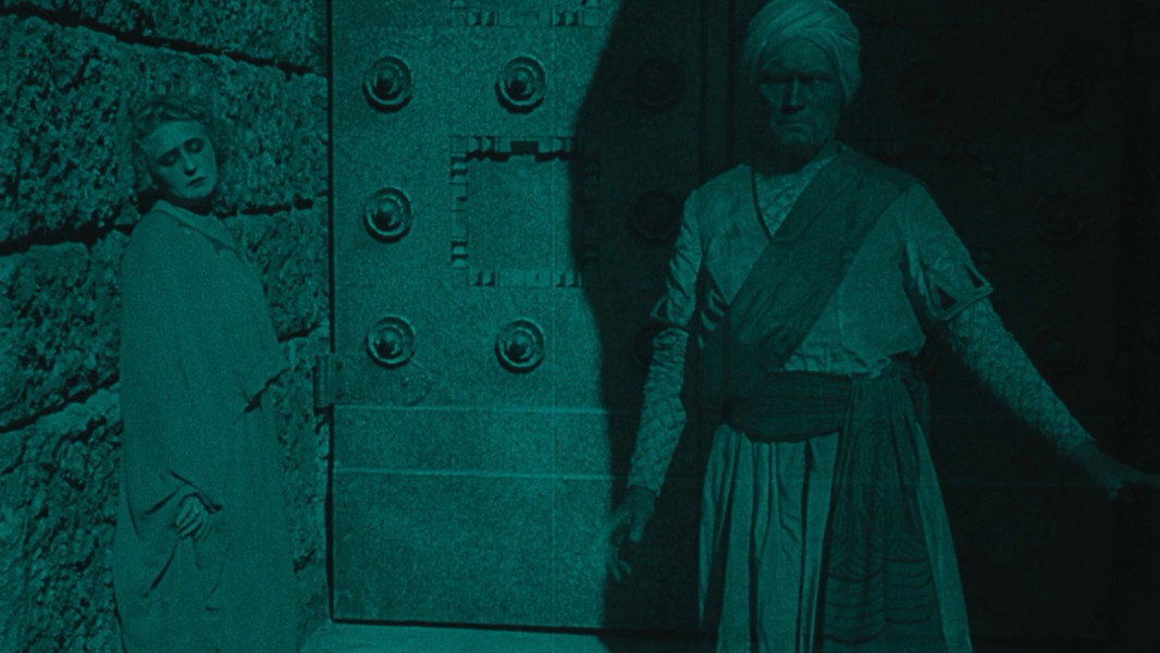 The Indian Tomb, Part I: The Mission of the Yoghi