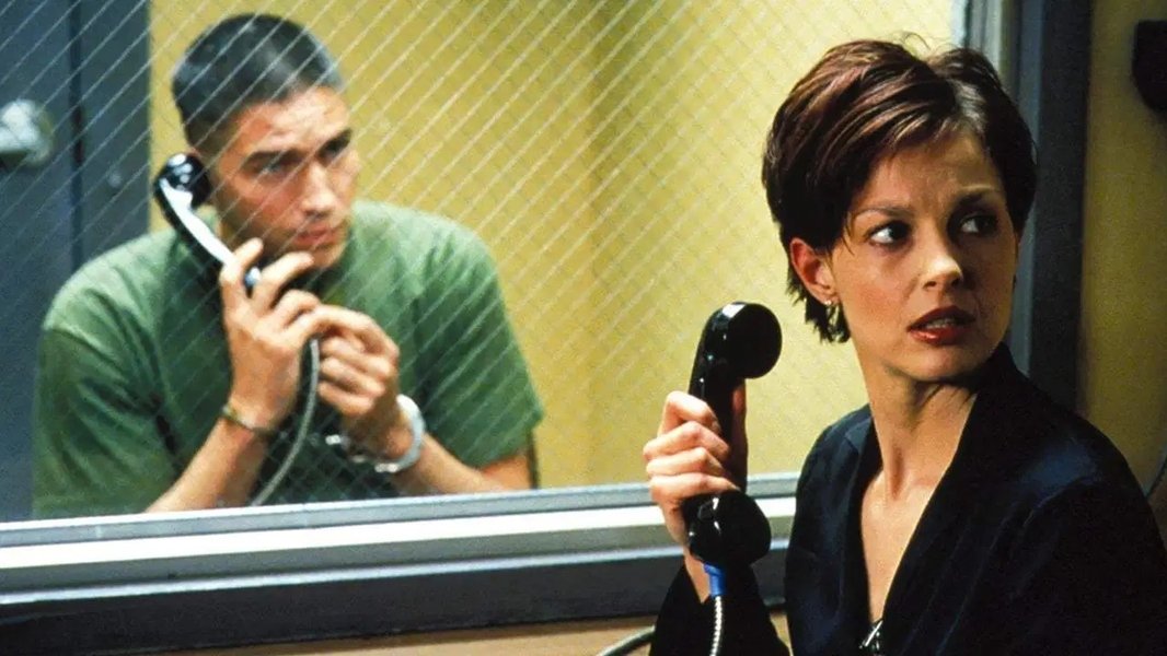 High Crimes Crimini di stato (2002) — The Movie Database (TMDb)