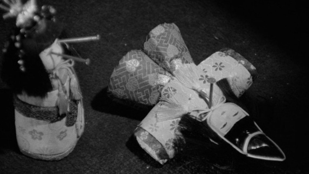Funeral Parade of Roses