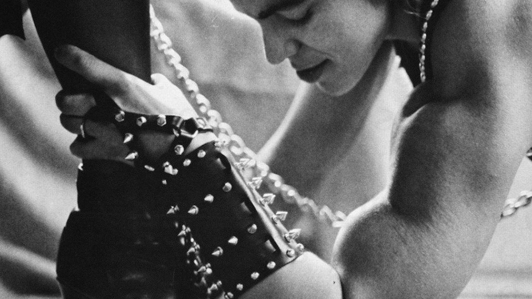 BloodSisters: Leather, Dykes, and Sadomasochism