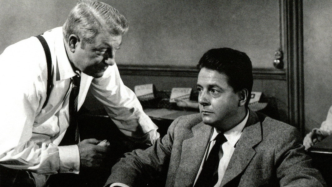 Maigret Sets a Trap
