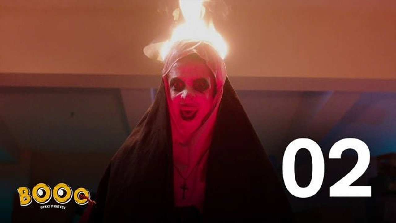 Zombie Jaisi Ye Chaal, Chudailon Jaise Ye Baal