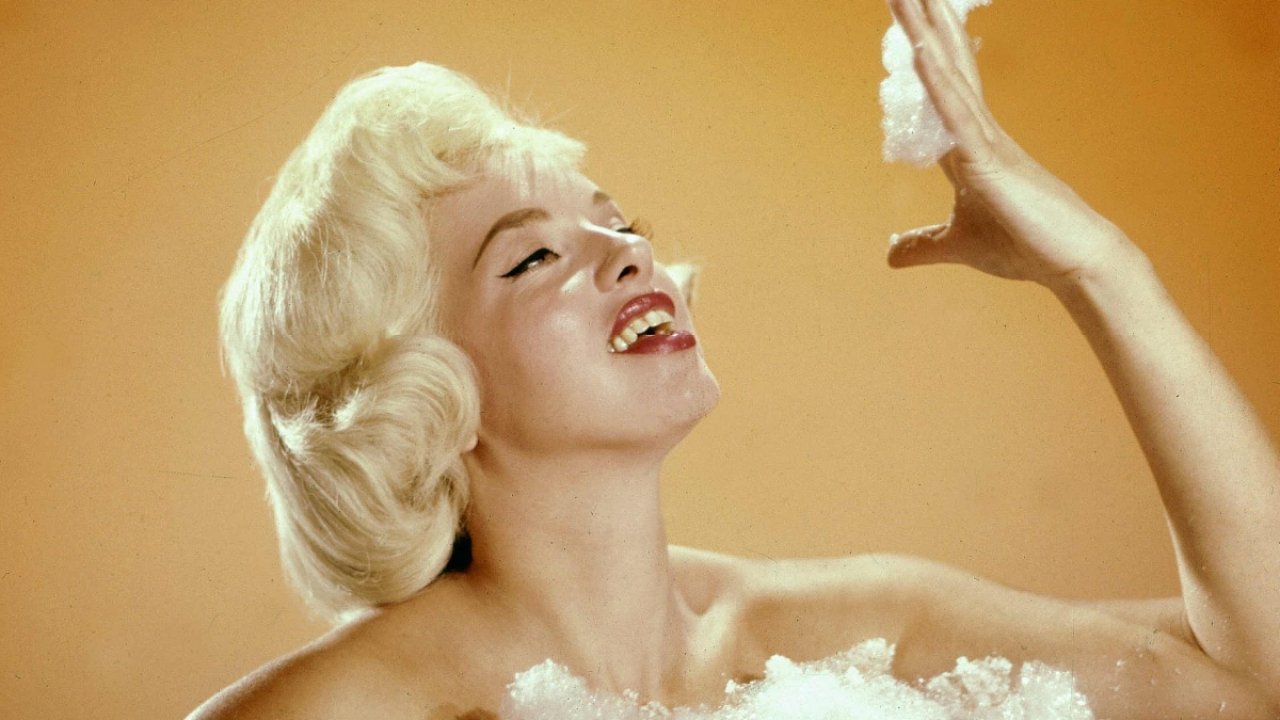 backdrop Who Got Diana Dors's Millions?