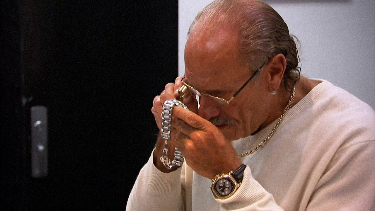 Les Loses It