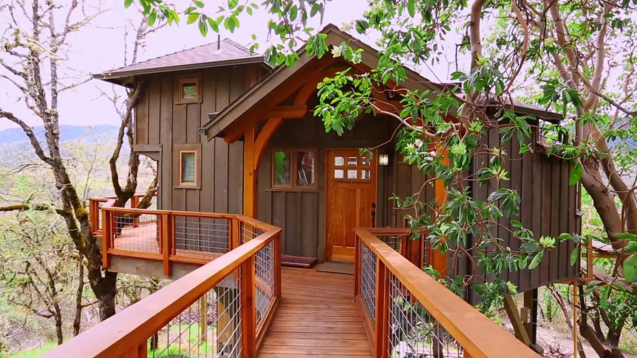 Backyard Bungalow