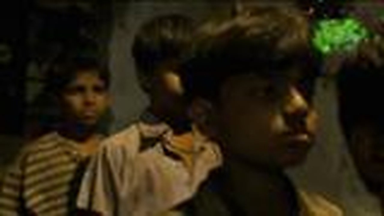 Chaurahe Par Bachpan