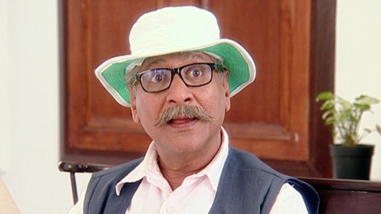 Umpire Kesari Narayan