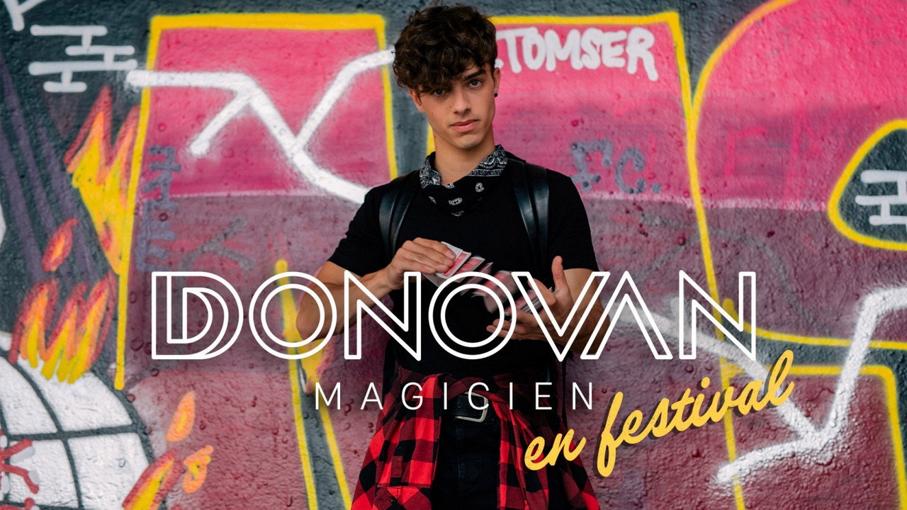 backdrop Donovan Magicien : En festival