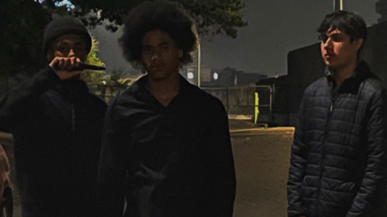 backdrop The Double Hit