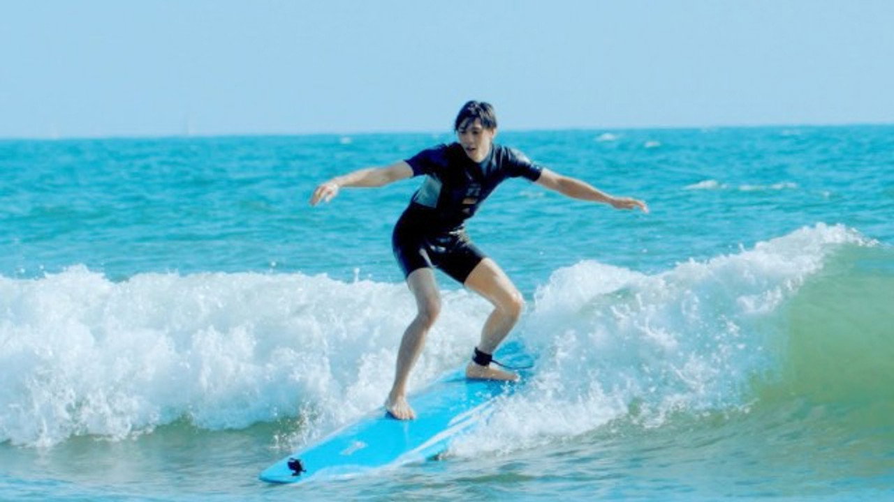 Surfing in LA๐โโ๏ธ๐ Weโre stoked guys๐