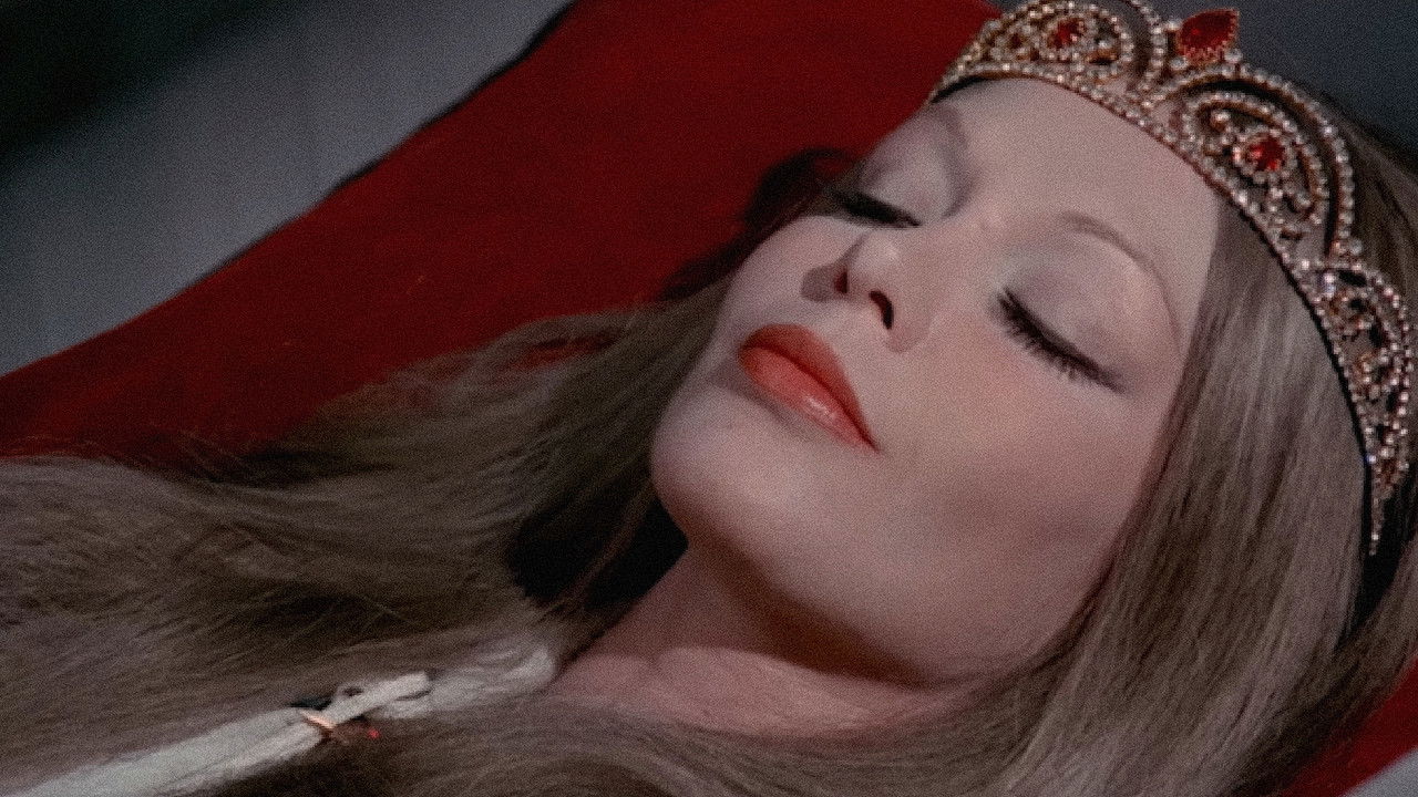 backdrop Hannah, Queen of the Vampires