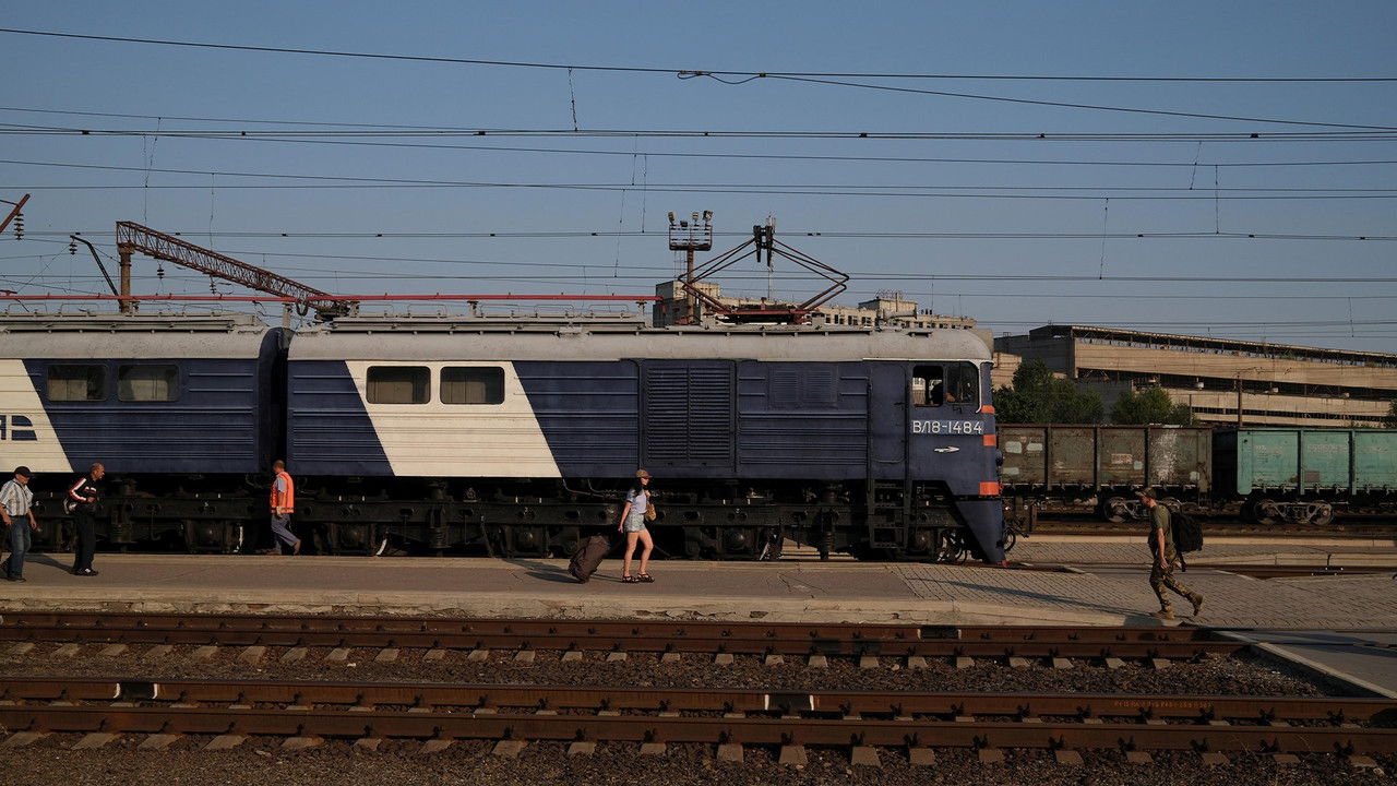 backdrop Des trains dans la guerre
