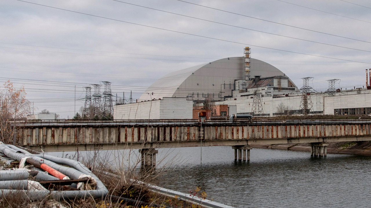 backdrop Inside Chernobyl with Ben Fogle