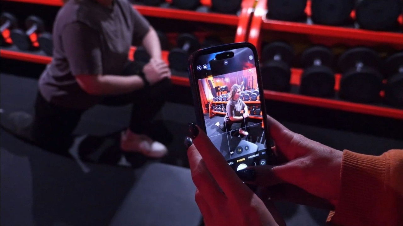 backdrop Des pecs et des fesses