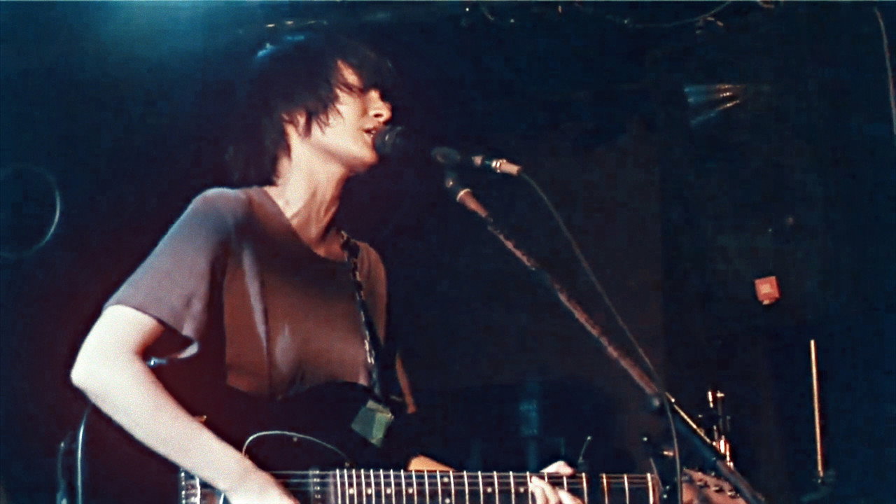 backdrop Kinoko Teikoku (きのこ帝国) -2011-07-12- Live at Shinjuku Motion, Tokyo, Japan