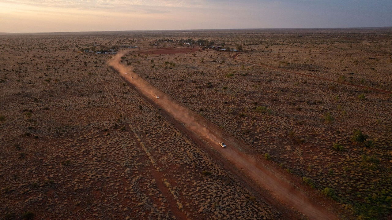 backdrop Rangers Look After the Desert 'Healthy Country'