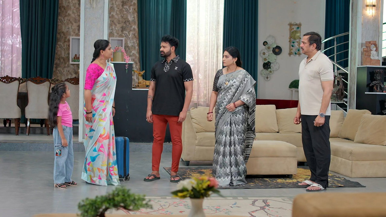 Pratap Pleads with Harika