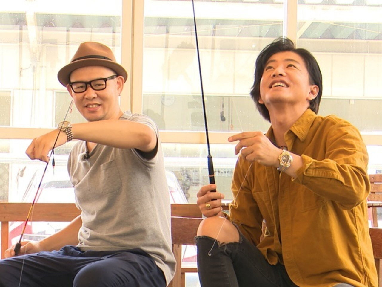Takuya Kimura goes Fishing