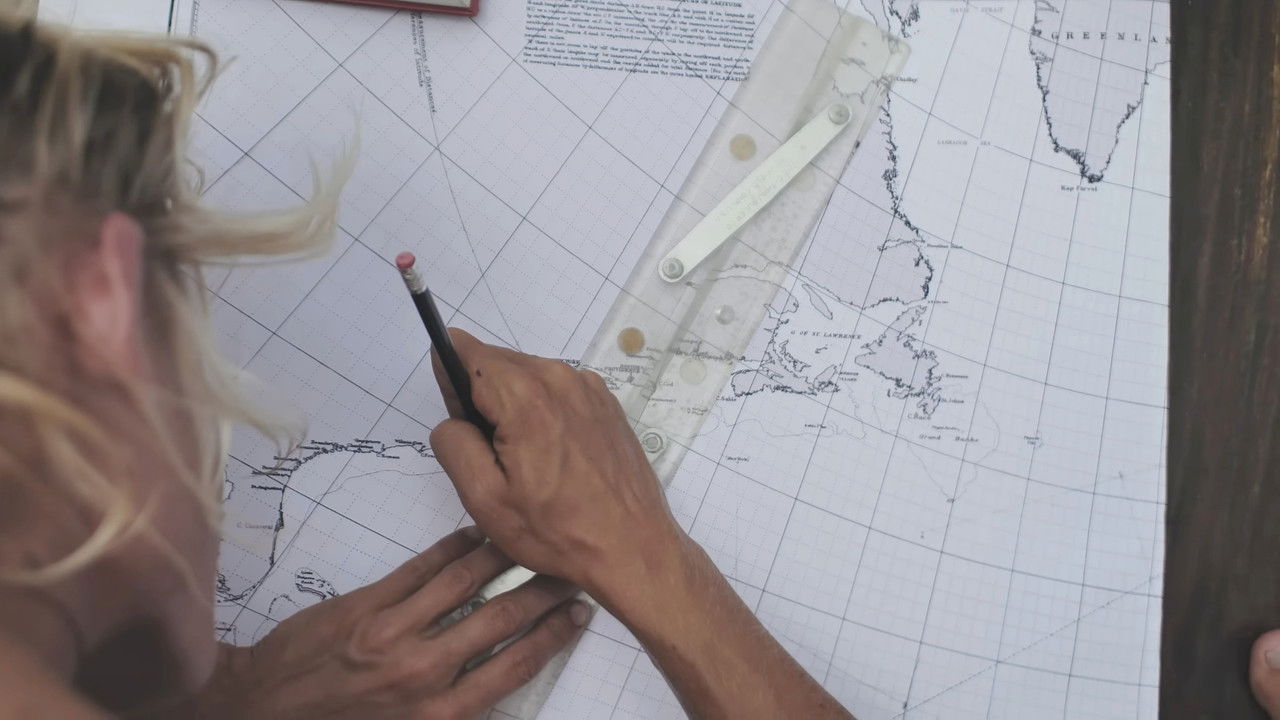 backdrop Women & the Wind