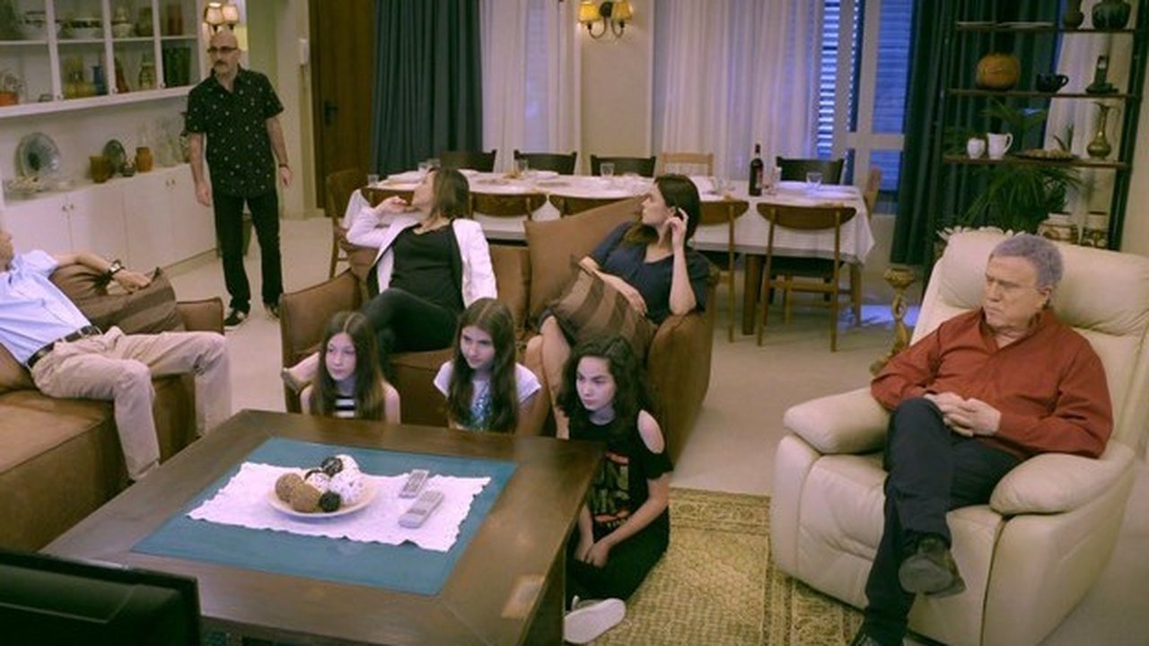 Your Family or Mine - Season 4 Episode 1 : Episode 1