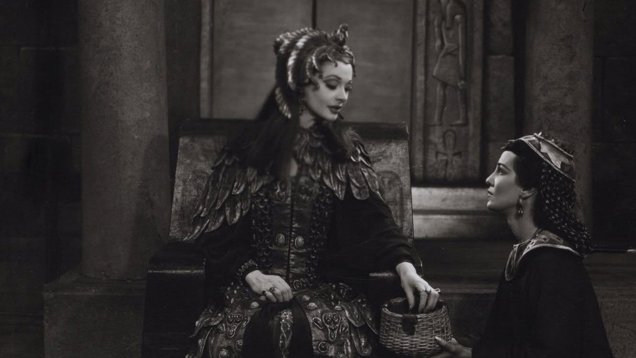 Antony and Cleopatra still 2